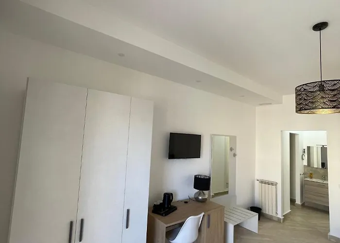 Corso Italia 72 Guest house