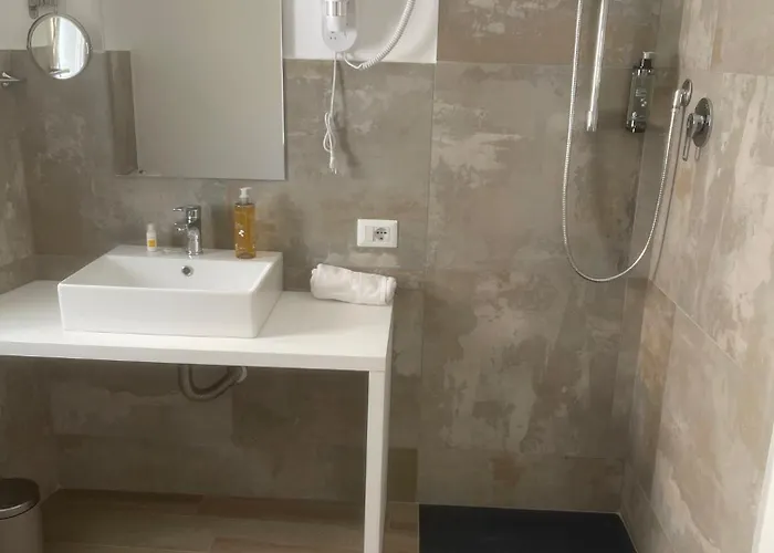 Guest house Corso Italia 72 4*